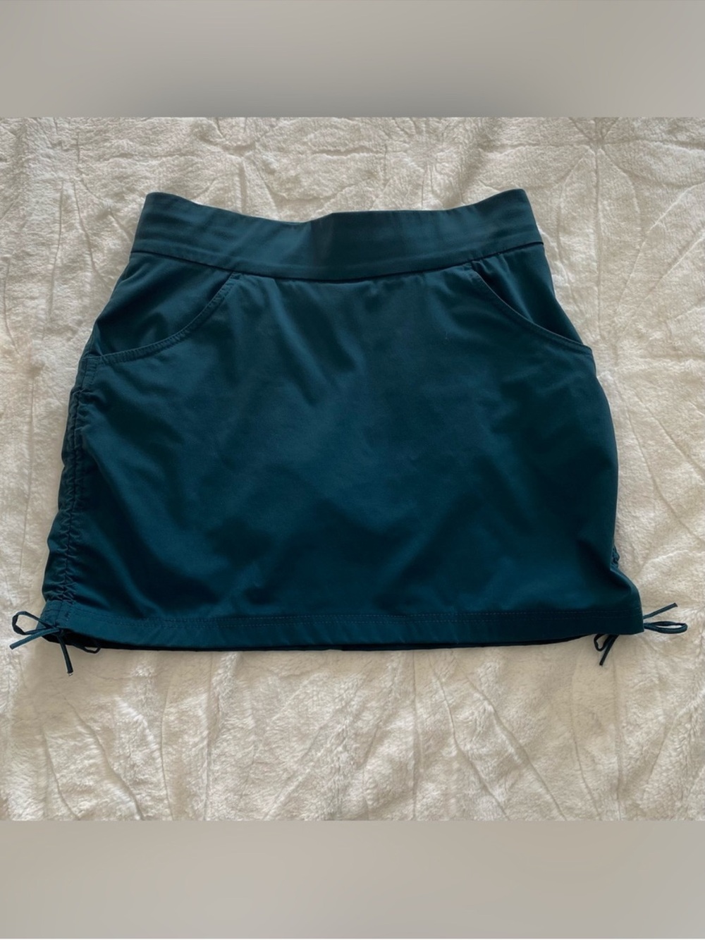 Columbia Women’s All Seasons Ruched Skirt / Skort Small Everblue